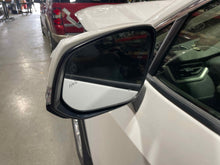 Load image into Gallery viewer, SIDE VIEW DOOR MIRROR Toyota Rav4 2019 19 Left - NW614608
