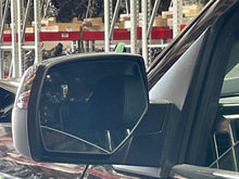 Load image into Gallery viewer, [INVENTORYCAR_YEAR_MAKE_MODEL] SIDE VIEW DOOR MIRROR Left - NW615417
