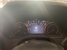 Load image into Gallery viewer, Speedometer Cluster GMC Yukon 2015 - NW616077
