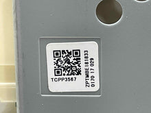 Load image into Gallery viewer, Radio   2022 - NW616357
