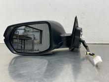 Load image into Gallery viewer, SIDE VIEW DOOR MIRROR Honda HR-V 2019 19 Left - NW616459
