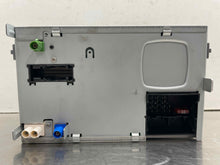 Load image into Gallery viewer, RADIO Volkswagen Beetle EOS Jetta 12 13 14 15 16 - NW616629
