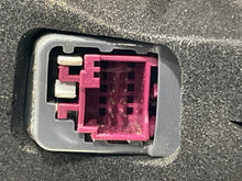 Load image into Gallery viewer, TAIL LIGHT LAMP ASSEMBLY C250 C300 C350 C43 C63 15 16 17 18 Left - NW616739
