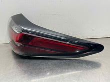 Load image into Gallery viewer, OUTER TAIL LIGHT LAMP Nissan Murano 19 20 21 22 Right - NW617379
