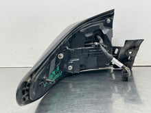 Load image into Gallery viewer, OUTER TAIL LIGHT LAMP Nissan Murano 19 20 21 22 Right - NW617379
