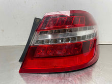 Load image into Gallery viewer, OUTER TAIL LIGHT LAMP E300 E350 E400 E550 E63 10 11 12 13 Right - NW617897
