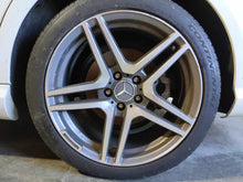 Load image into Gallery viewer, WHEEL RIM E300 E350 E400 E550 E63 11-13 18x8 - NW628782
