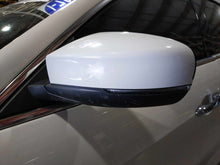 Load image into Gallery viewer, Side View Door Mirror   2017 - NW617941
