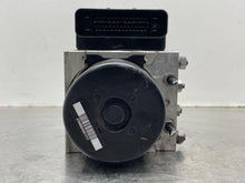 Load image into Gallery viewer, ABS ANTI-LOCK BRAKE PUMP Audi Q7 07 08 09 10 11 12 - NW617422
