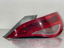 Load image into Gallery viewer, TAIL LIGHT LAMP ASSEMBLY CLA45 CLA250 14 15 16 17 18 19 Right - NW617381
