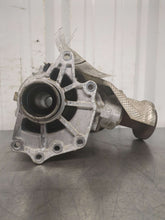 Load image into Gallery viewer, TRANSFER CASE 2015 15 2016 16 2017 17 2018 18 2019 19 - NW618181
