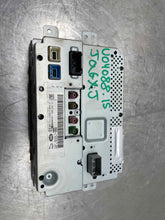 Load image into Gallery viewer, INFO-GPS SCREEN Vanden Pl XJ XJL 2015 15 2016 16 2017 17 - NW618945

