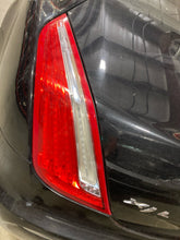 Load image into Gallery viewer, TAIL LIGHT LAMP ASSEMBLY Vanden Pl XJ XJL XJR 2010-2014 Left - NW618784
