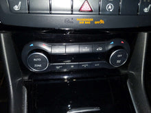 Load image into Gallery viewer, TEMPERATURE CONTROLS Infiniti QX30 2017 17 2018 18 - NW618418
