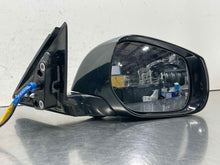Load image into Gallery viewer, Side View Door Mirror  INFINITI QX30 2017 - NW618377
