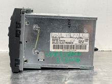 Load image into Gallery viewer, Radio Cadillac Eldorado 2000 - NW618597
