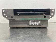 Load image into Gallery viewer, Radio  BMW 750I 2018 - NW619663
