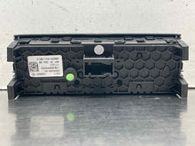 Load image into Gallery viewer, REAR TEMPERATURE CONTROLS 740i 740il 750i 750il Alpina B7 16-20 - NW619829
