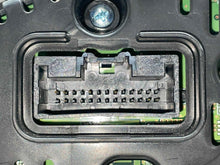Load image into Gallery viewer, Speedometer Cluster Ford Explorer 2018 - NW620176
