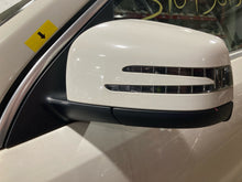 Load image into Gallery viewer, SIDE VIEW DOOR MIRROR Gl350 Gl450 Gl550 GL63 AMG 2013-2016 Left - NW620222
