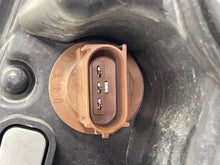 Load image into Gallery viewer, HEADLIGHT LAMP ASSEMBLY Jeep Grand Cherokee 11 12 13 Right - NW619416
