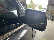 Load image into Gallery viewer, [INVENTORYCAR_YEAR_MAKE_MODEL] SIDE VIEW DOOR MIRROR Right - NW620337
