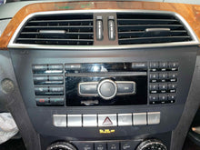Load image into Gallery viewer, RADIO Mercedes-Benz C250 C300 C350 C63 2013 13 - NW620393
