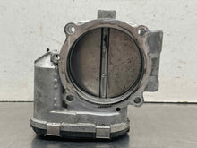 Load image into Gallery viewer, Throttle Body Hyundai Genesis 2014 - NW620620
