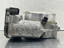 Load image into Gallery viewer, Throttle Body Hyundai Genesis 2014 - NW620620
