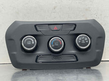 Load image into Gallery viewer, Temperature Controls Jeep Renegade 2019 - NW621352
