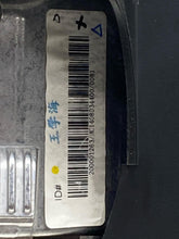 Load image into Gallery viewer, Info-Gps Screen  BMW I3 2015 - NW621696
