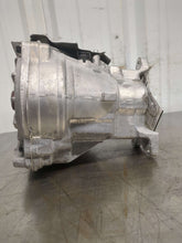 Load image into Gallery viewer, Transfer Case  VOLVO XC60 2023 - NW622525
