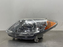 Load image into Gallery viewer, HEADLIGHT LAMP ASSEMBLY Pontiac Vibe 05 06 07 08 Left - NW622847
