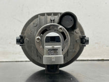 Load image into Gallery viewer, FOG LIGHT Toyota Matrix Vibe 2003 03 2004 04 2005 05 06 07 08 Right - NW622617

