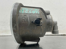 Load image into Gallery viewer, FOG LIGHT Toyota Matrix Vibe 2003 03 2004 04 2005 05 06 07 08 Right - NW622617
