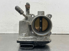 Load image into Gallery viewer, Throttle Body Pontiac Vibe 2008 - NW622884
