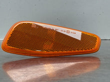 Load image into Gallery viewer, SIDE MARKER LAMP LIGHT Jeep Renegade 15 16 17 18 19 20 Right - NW622616
