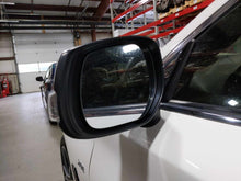 Load image into Gallery viewer, Side View Door Mirror  INFINITI Q60 2017 - NW622594
