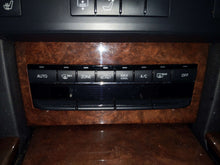 Load image into Gallery viewer, FRONT TEMPERATURE CONTROLS E300 E350 E550 E63 2012 12 - NW623308
