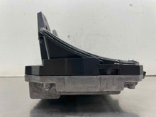 Load image into Gallery viewer, Speedometer Cluster  DISCOVERY SPORT 2020 - NW623339
