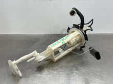 Load image into Gallery viewer, Fuel Pump Chevrolet Corvette 2007 - NW623512
