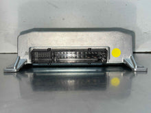 Load image into Gallery viewer, Radio Volkswagen Passat 2020 - NW624513
