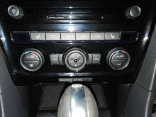 Load image into Gallery viewer, TEMPERATURE CONTROLS - NW624737
