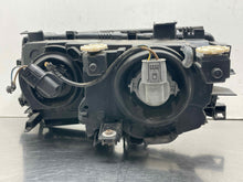 Load image into Gallery viewer, HEADLIGHT LAMP ASSEMBLY 320i 323i 323ic 323is 325ci 325i 328i 99-01 Right - NW624949
