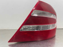 Load image into Gallery viewer, TAIL LIGHT LAMP ASSEMBLY CLK320 CLK430 CLK500 CLK55 03-05 Right - NW623639
