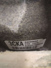 Load image into Gallery viewer, [INVENTORYCAR_YEAR_MAKE_MODEL] TRANSMISSION 4X4 - NW624068
