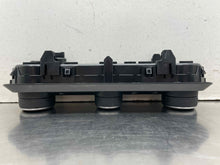 Load image into Gallery viewer, Temperature Controls  GIULIA 2019 - NW625028
