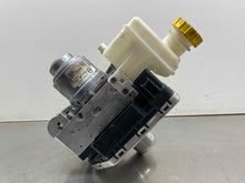 Load image into Gallery viewer, ABS Pump  GIULIA 2019 - NW624904
