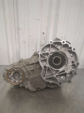 Load image into Gallery viewer, Transfer Case  GIULIA 2019 - NW625057
