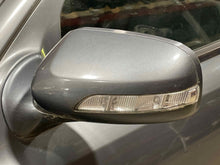 Load image into Gallery viewer, SIDE VIEW DOOR MIRROR E350 E550 E280 E300 E320 E63 07 08 09 Left - NW625135
